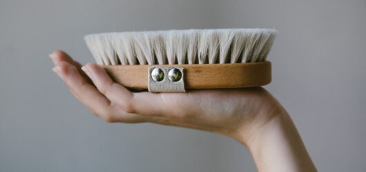 Dry Brushing for Lymphatic Health: 5 Minutes That Could Change Your Skin and Immunity